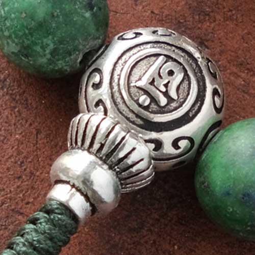Буддийские четки-браслет из матового азуромалахита 27 бусин с серебряной гуру