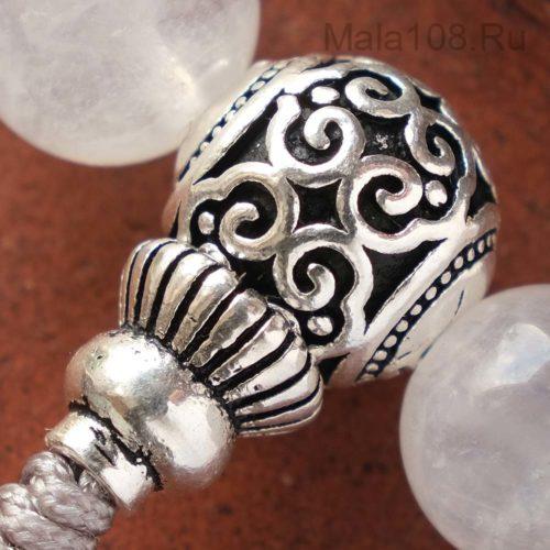 Буддийские четки-браслет из лунного камня 27 бусин с серебряной гуру