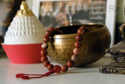 Крупные буддийские четки-браслет из красной яшмы 27 бусин