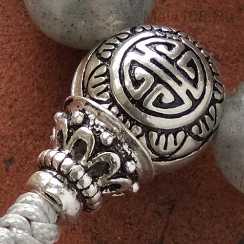Буддийские четки-браслет из лабрадора с серебряной гуру 27 бусин