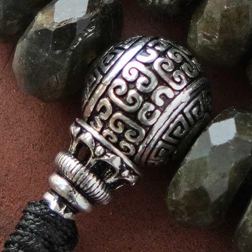 Буддийские четки из лабрадора рондель с серебряной гуру 108 бусин