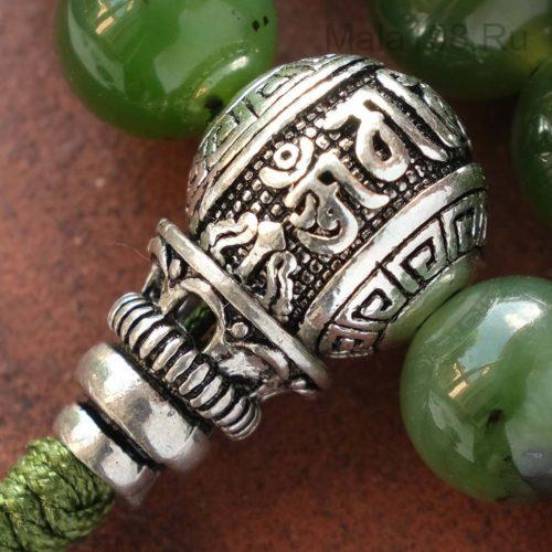 Изящные буддийские четки из нефрита 108 бусин с серебряной гуру